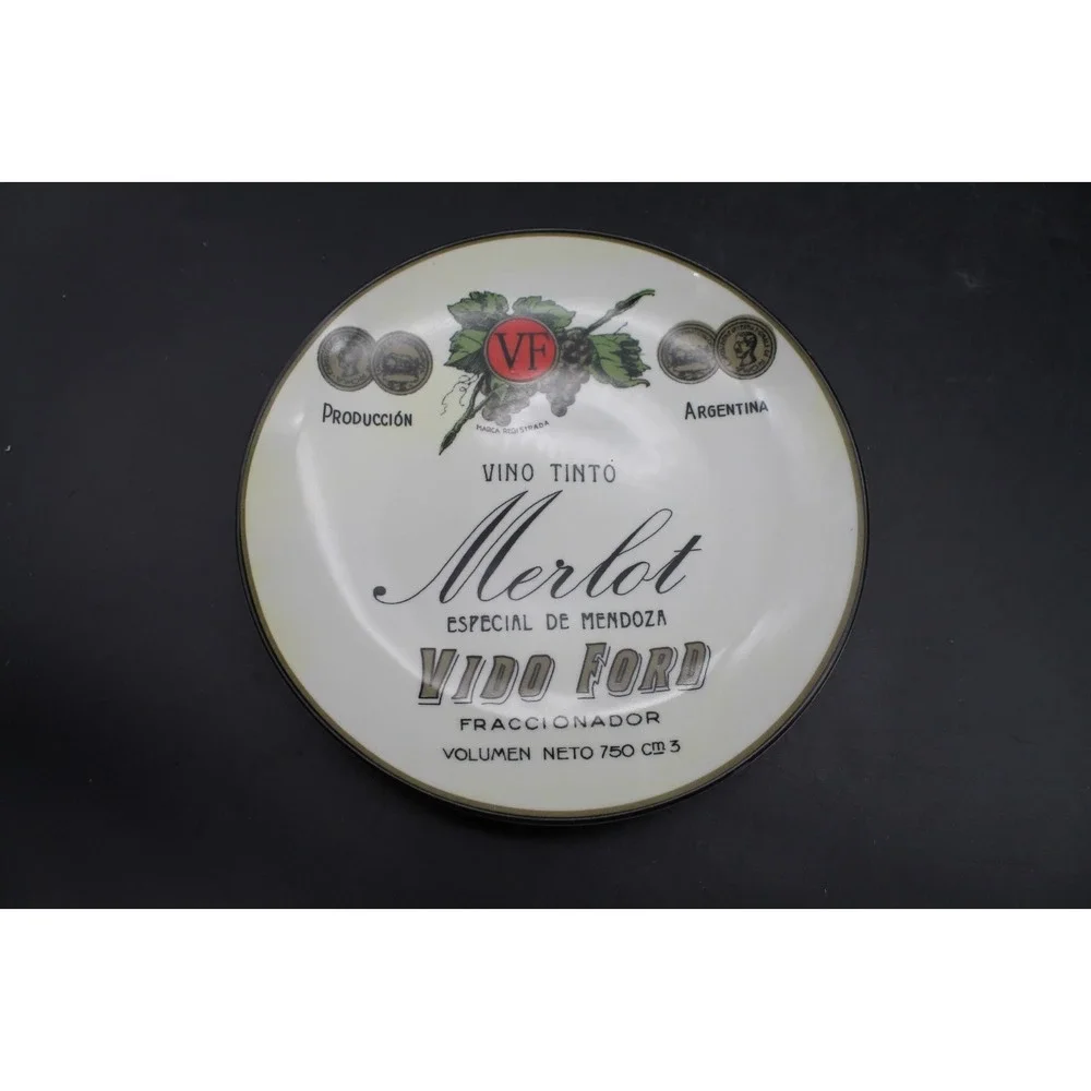 BIA Wine Label Appetizer Dessert Plates Set of 6 Boxed 6.5